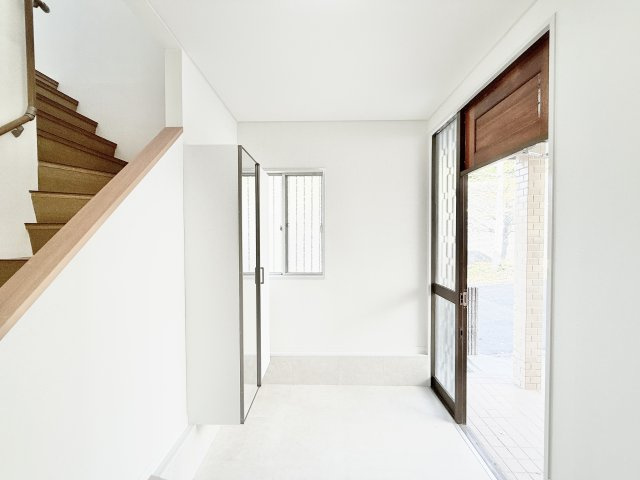 浜名区細江町中川の玄関|ゆとりある玄関が出迎えてくれます
