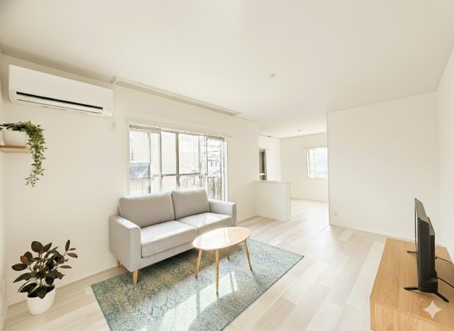 浜名区細江町中川の居間・リビング|リビングに家具を配置してみたイメージ画像です。