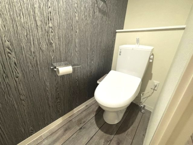 ONLYONE灘南通のトイレ