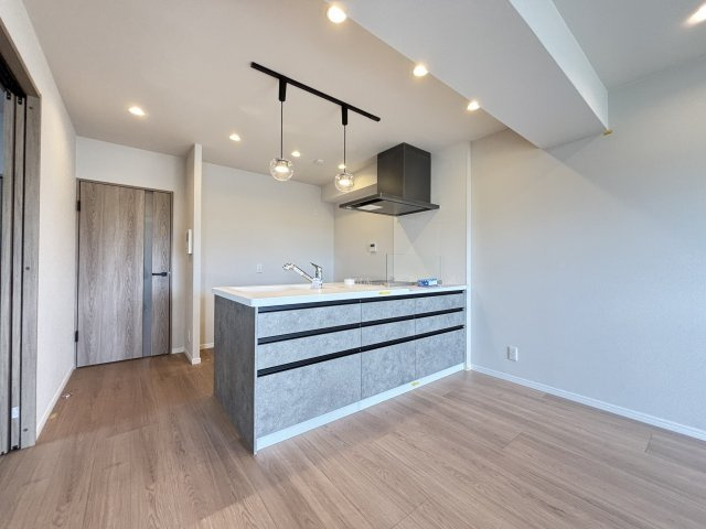 【居間・リビング】 | ロワールマンション青葉WEST棟