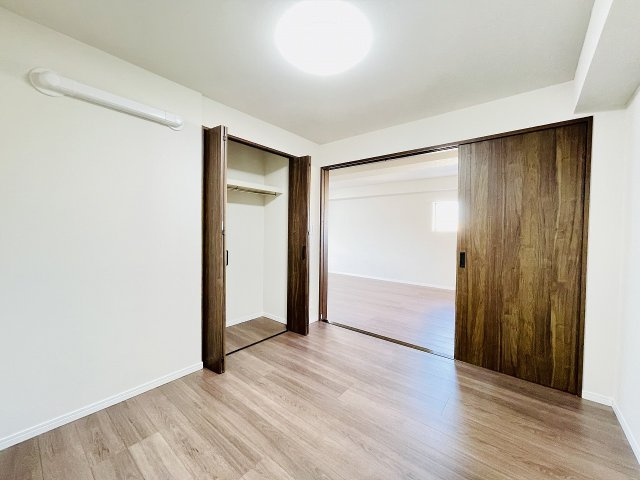 【洋室】 | 博多駅前ビル