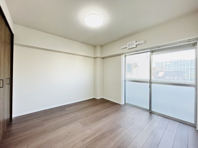 【洋室】 | 博多駅前ビル