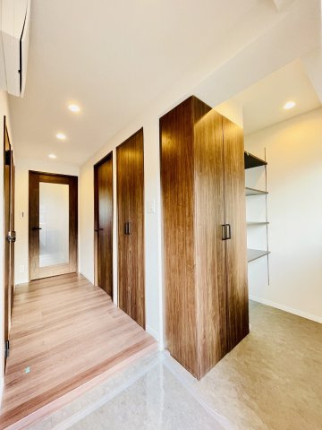 【玄関】 | 博多駅前ビル