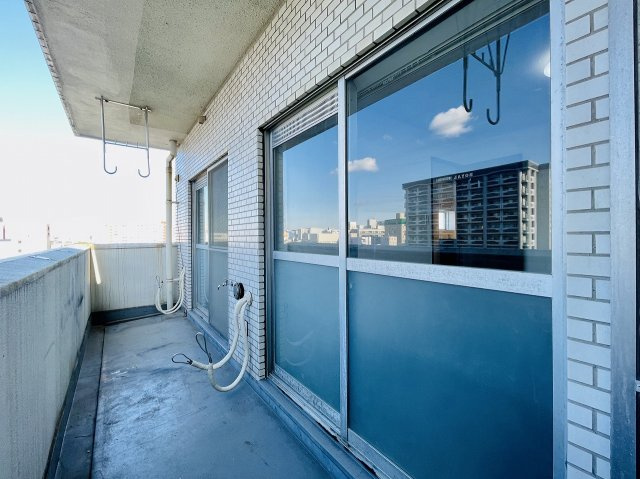 【バルコニー】 | 博多駅前ビル