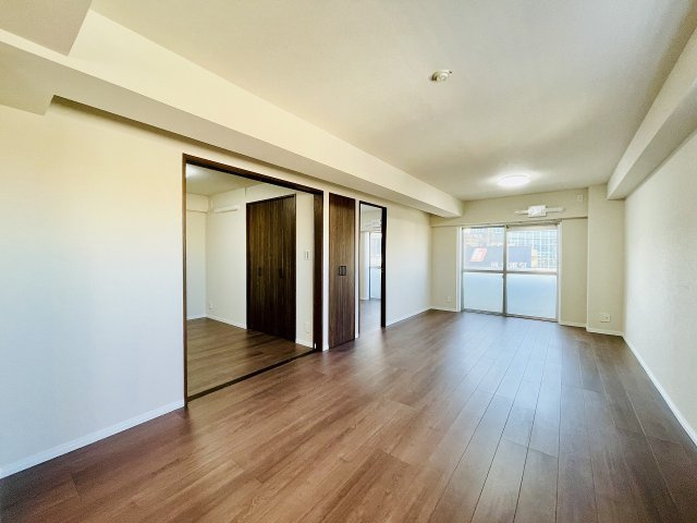 【居間・リビング】 | 博多駅前ビル