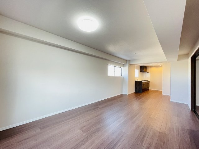 【居間・リビング】 | 博多駅前ビル