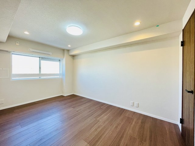 【洋室】 | 博多駅前ビル