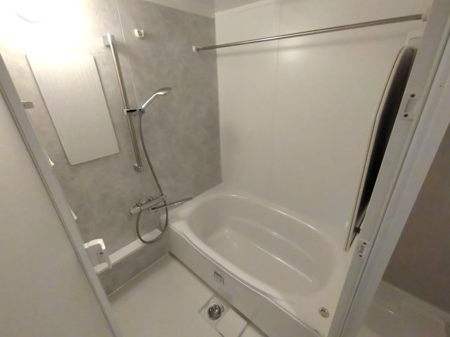 江坂ハイデンスの浴室