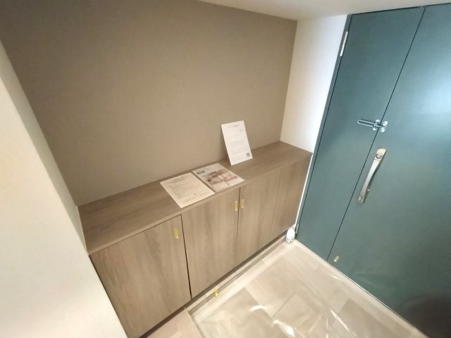 江坂ハイデンスの玄関