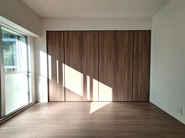 江坂ハイデンスの洋室