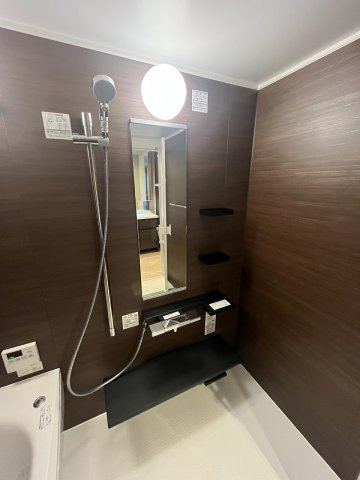 ローレルコート岐阜金華【2階】の浴室