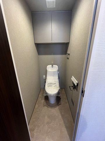 ローレルコート岐阜金華【2階】のトイレ