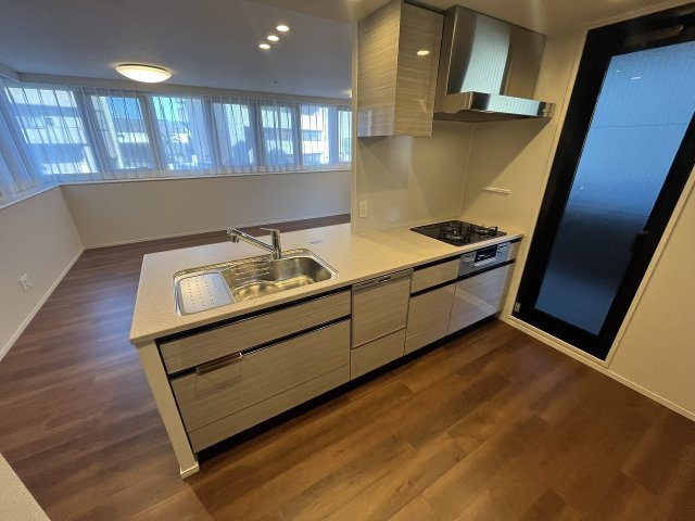 ローレルコート岐阜金華【2階】のキッチン