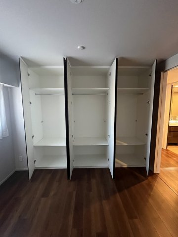 ローレルコート岐阜金華【2階】の収納|洋室約6帖　CL