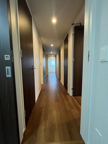 ローレルコート岐阜金華【2階】の内装