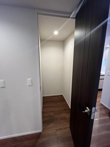 ローレルコート岐阜金華【2階】の収納|納戸