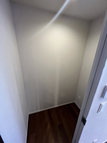 ローレルコート岐阜金華【2階】の収納|食品庫