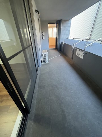 ローレルコート岐阜金華【2階】のバルコニー