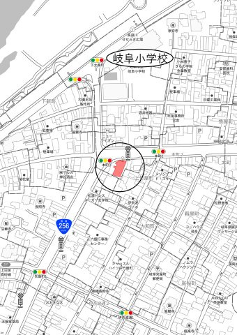 ローレルコート岐阜金華【2階】の地図