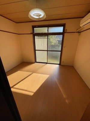 【寝室】 | パシフィックハイツ鶴瀬 | 使い勝手のいい寝室です