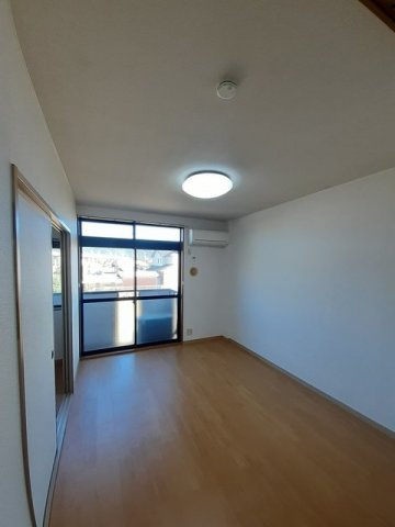 コーポ福の内装