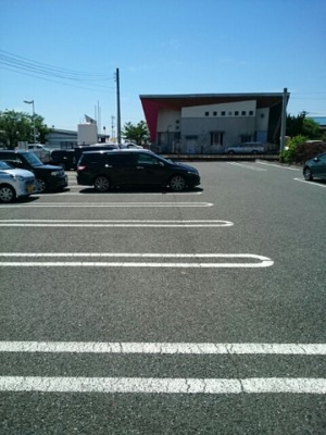 【駐車場】 | Ｆ．グローリアⅡ