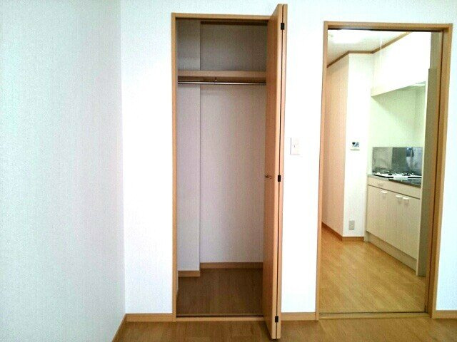 エミグラント４１の収納