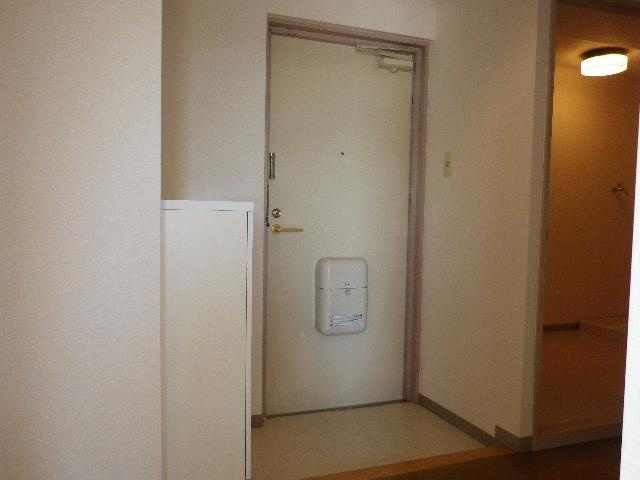 グレーストーエイの玄関