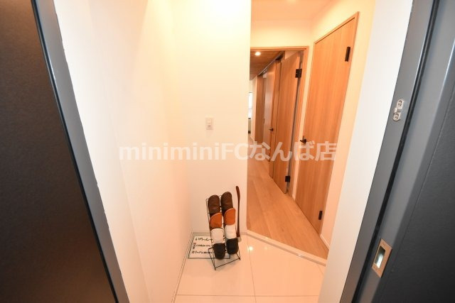 ブレイヴ新町の玄関