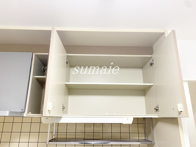フクロク・ハイ・マンション1号館のキッチン|キッチン収納