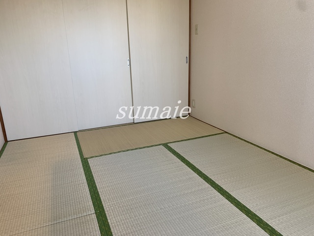 フクロク・ハイ・マンション1号館の和室|和室