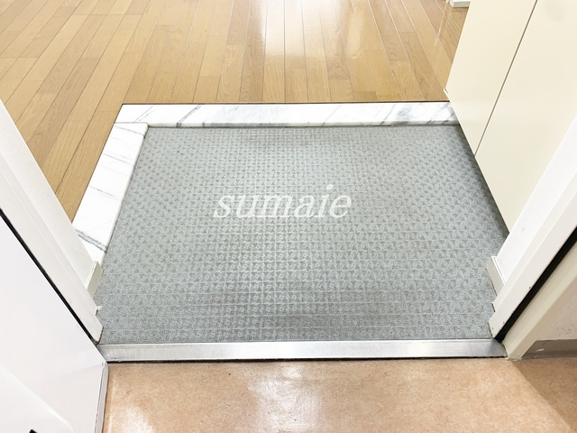 フクロク・ハイ・マンション1号館の玄関|玄関