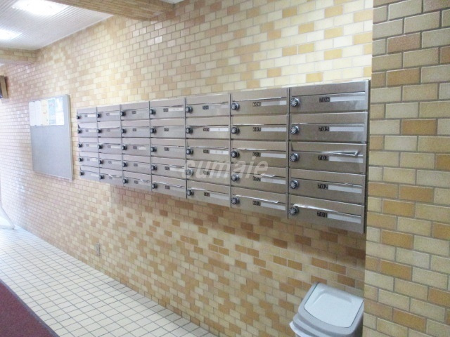 フクロク・ハイ・マンション1号館のセキュリティ|集合ポストです♪