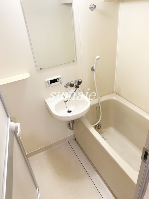 フクロク・ハイ・マンション1号館の浴室|バスルーム