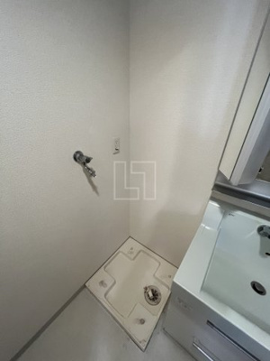 【洗面所】 | BRAVI南堀江 | BRAVI南堀江（ブラービ南堀江）　室内洗濯機置き場