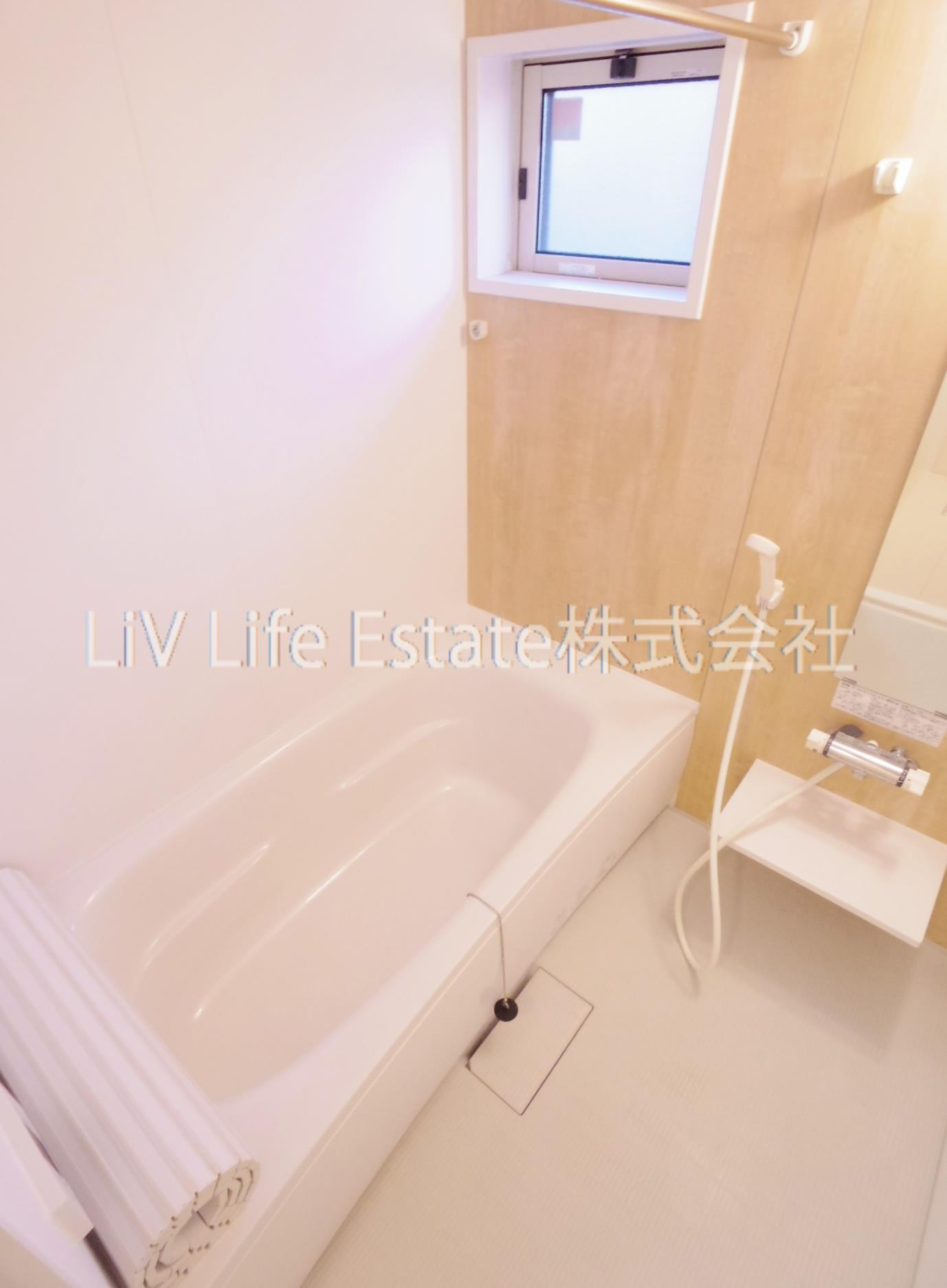 パーシモンフィールド　Aの浴室