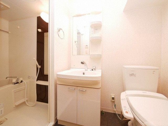 ルクレ京橋の洗面所|ルクレ京橋　独立洗面化粧台