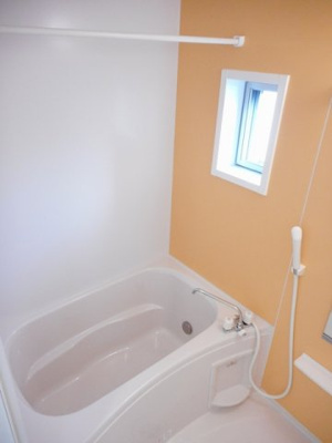 【浴室】 | 行合・Ｙｕｋｉａｉ | 落ち着いた空間のお風呂です