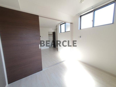 【洋室】 | フラッツ六地蔵