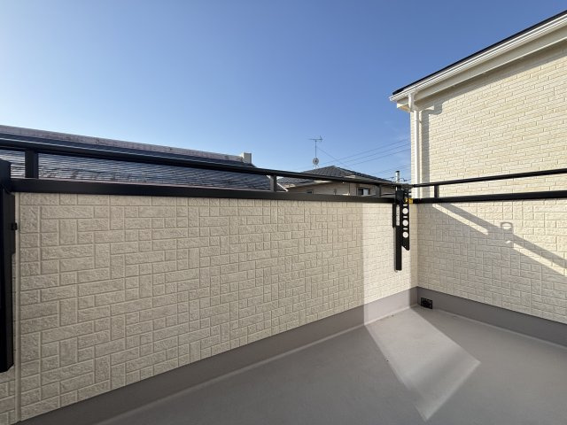 春日井市妙慶町2期｜名古屋市の戸建ならホームアップのバルコニー|南向きで洗濯物も乾きやすい