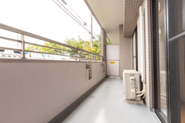 コースト・ヴィラ葛西臨海公園のバルコニー