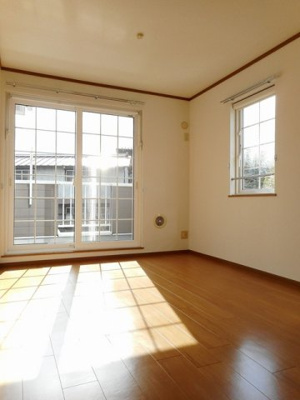 【居間・リビング】 | シェヌ　みのわ　西