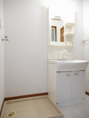 【洗面所】 | シェヌ　みのわ　西