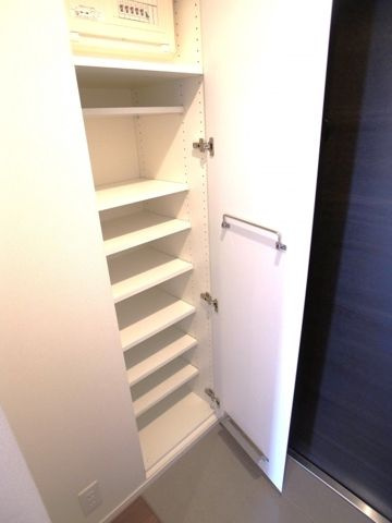 カナルフロント芝浦の玄関