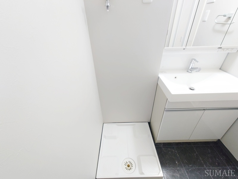 フクロク・レーヴ・マンションの玄関|下駄箱つきです