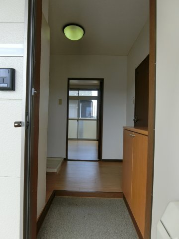 ガーデンスクウェアの玄関|イメージ203号室の写真