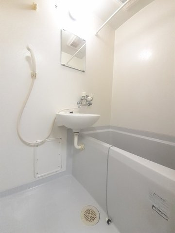 ガーデンスクウェアの浴室