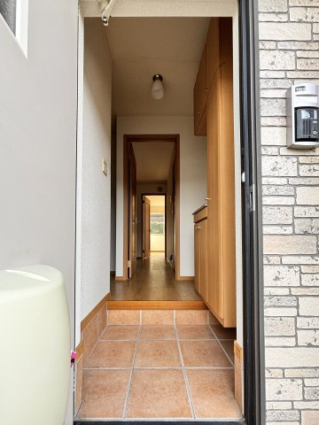 ハイドランジア　１番館の玄関