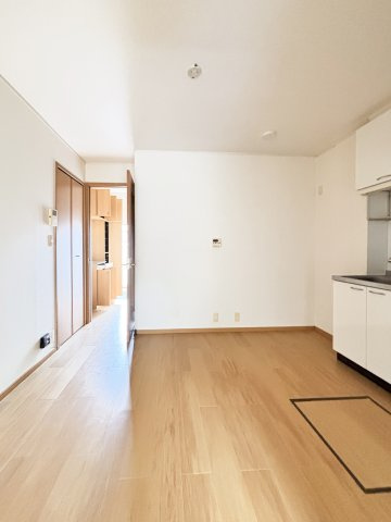 ハイドランジア　１番館の洋室|イメージ101号室の写真