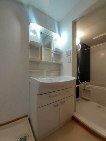 イル　マーレ　Ａの洗面所